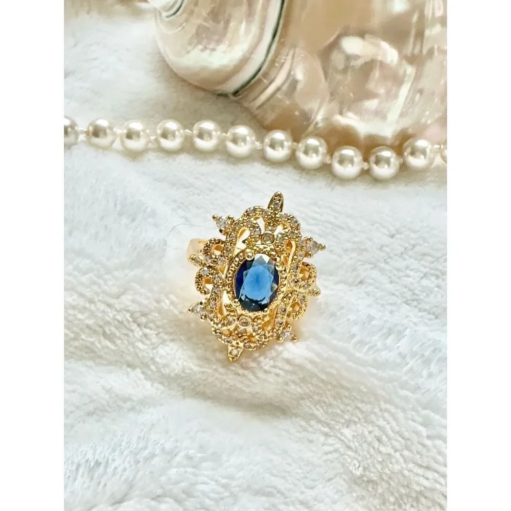Sapphire blue cubic zirconia intricate regal style ring size 9￼